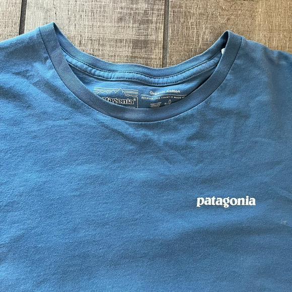 Patagonia Organic Cotton Logo T-Shirt Blue Size L Regular Fit Responsibili-Tee - Picture 3 of 4